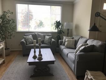 SEEKING ROOMMATE TO SHARE 3-BEDROOM TOWNHOUSE 2