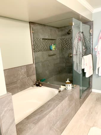 SEEKING ROOMMATE TO SHARE 3-BEDROOM TOWNHOUSE 3