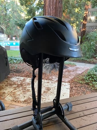 Giro Men Size L Skiing helmet 1