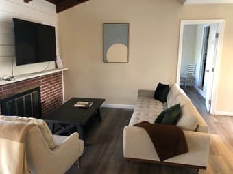 house for rent (4 bedrooms 2 baths) 2