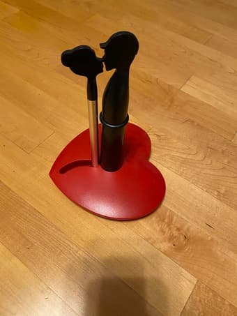 paper towel holder 1