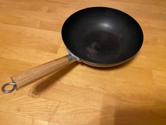 pan, spatulas, and baking pan 1