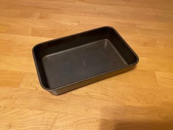 pan, spatulas, and baking pan 3