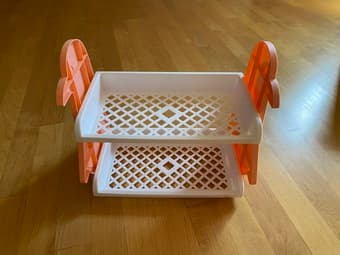 countertop toiletry rack 1
