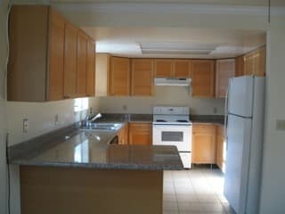 Room available in 4BR, centrally located, spacious house 3