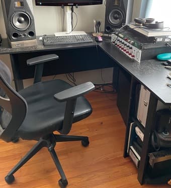 Large corner Work Desk with side shelf 1