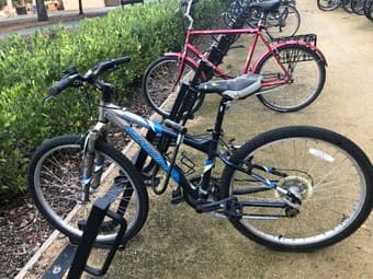 Used Women’s Schwinn mountain bike 1