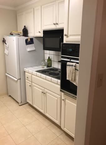1 Bedroom in 2 Bedroom Apartment - Downtown Palo Alto 4