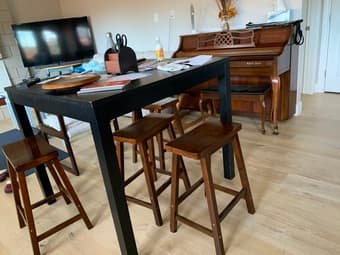 Counter top square table with 4 chairs 1