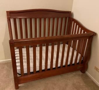 Baby Bed nest, Crib and Racking chair. 3