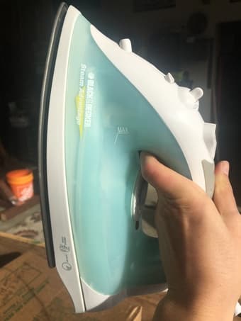 Black & Decker iron (like new) 1