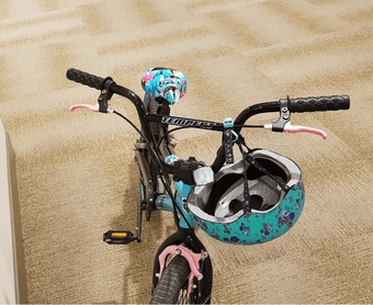 Kids Bike with Helmet 2