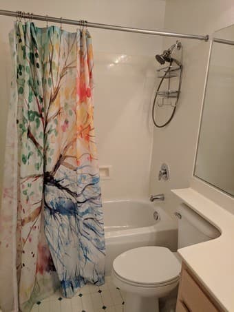 Room for rent in large, beautiful Pacifica home w ocean views 2