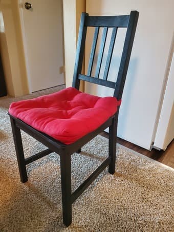 4 kitchen chairs - black 1