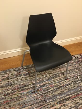 Chair / desk or kitchen table / puff 1