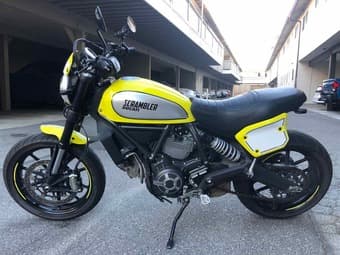 Motorcycle Ducati Scrambler Flat Track Pro 2016 2