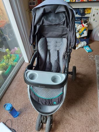 Babytrend stroller negotiable 2
