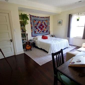 Beautiful master bedroom in a Palo Alto Co-op - move in March 1! 2