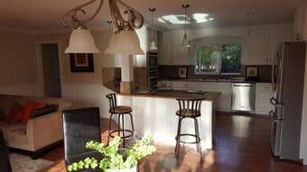 Private Entrance in Mansion w/Jacuzzi - Near Stanford + Shops 2