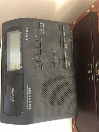 Sony Dream Machine Alarm Clock and Radio 1