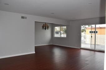 Private Room in Newly Renovated Apartment! 3