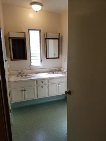 Nice Furnished in Law Studio Cottage in West Redwood City 2