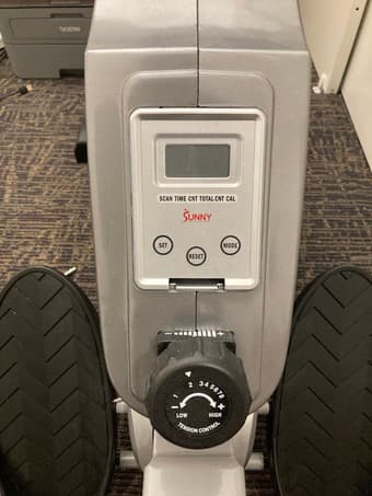 Magnetic Rowing Machine (for Home Training/Exercise/Cardio/Fitness) 2