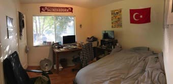 Room in 3BR w/two male professionals near IKEA/Amazon/101 3
