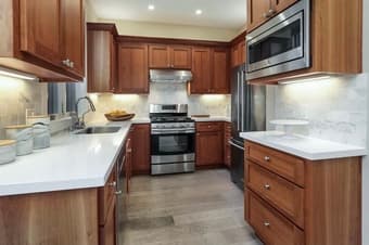 Private Bedroom + Private Bathroom in Modern New House! 3