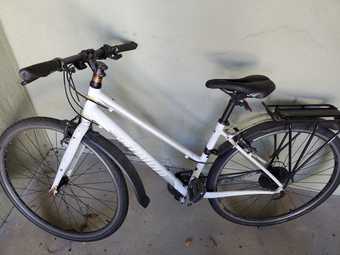 Women's bike - brand: specialized 2