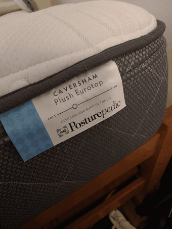 Twin mattress, very comfy 2