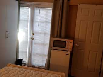 Furnished room for rent West of redwood City 1
