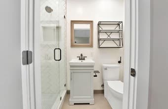 1B/1B with Private Entrance - Newly-renovated studio W. San Jose 3