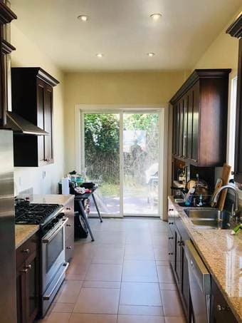 Sunny room available in 4br/3ba house in SF (Potrero Hill) 3