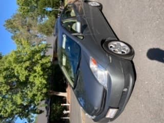 2005 Toyota Prius $4.500 low mileage 1