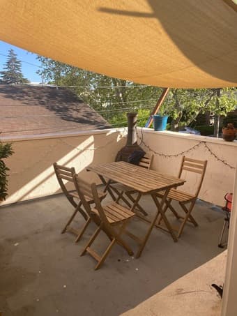 Room for rent in large San Carlos house 1