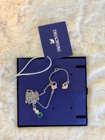Beautiful Swarovski Pendant Necklace 1