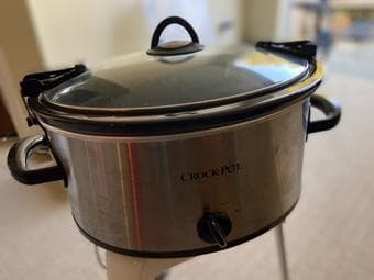 Crock-Pot Slow Cooker 1