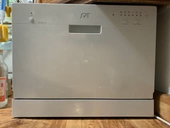 SPT dishwasher 1