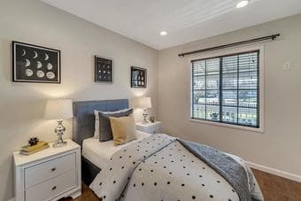 2 rooms available in modern 3b2b SFH in Santa Clara 1