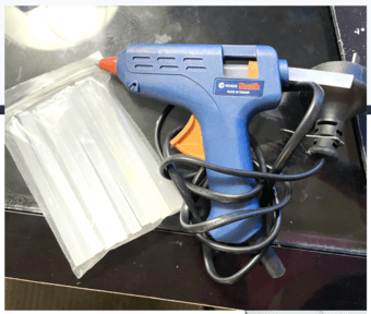 Bostik Glue Gun with extra 16 glue sticks 1