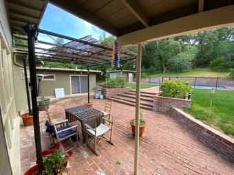 Room+bathroom in gorgeous Woodside home 1