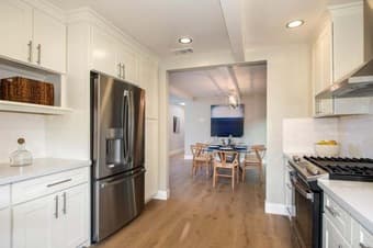 全新Palo Alto house主卧招租，带独立卫生间，距离斯坦福大学5分钟车程，$1600; 2