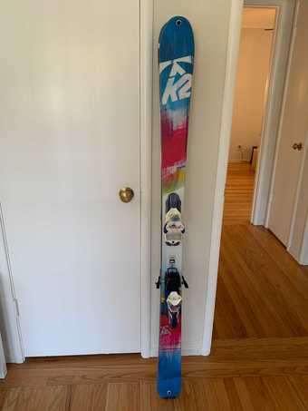 Women's skis (K2 SuperBright 90s w/ bindings) 1