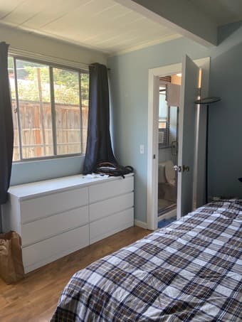 Furnished room w/ private bath in fabulous house w/pool 3