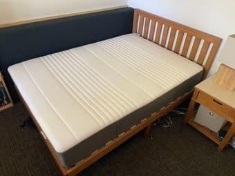 Wood bed frame + IKEA haugsvar mattress (full size) 3