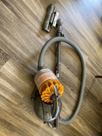 Dyson big ball multi floor vacuum 1
