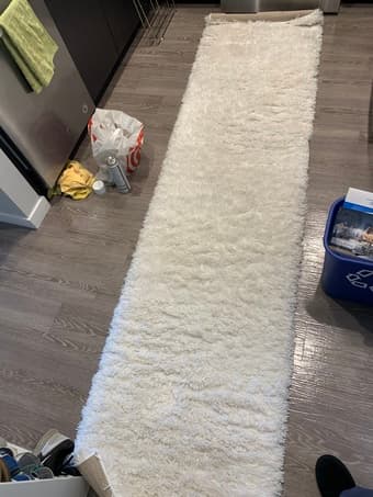 Beautiful white shag rug, gray rug, air conditioner and more! 1