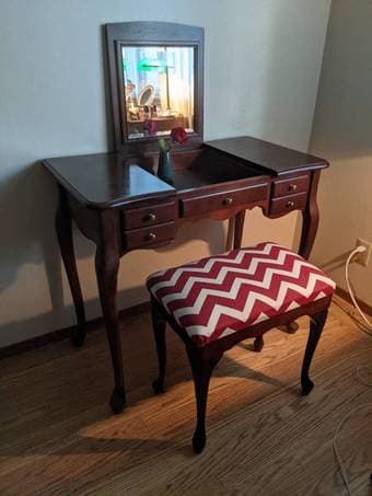 Antique vanity desk 1
