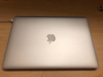 selling my mid 2015 15inch macbook pro (with two chargers) 1